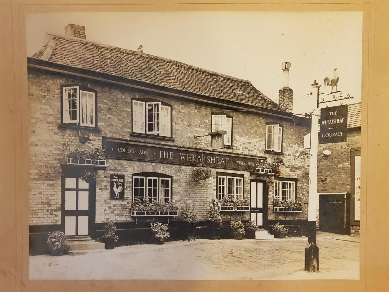 The Wheatsheaf Bed & Breakfast Bramley  Exterior foto